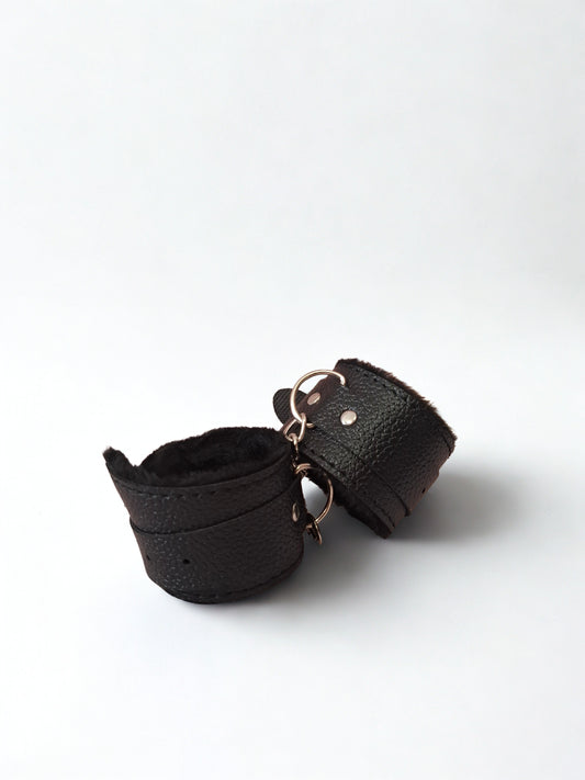 Pareja de Esposas de Peluche — Negro y Rosa