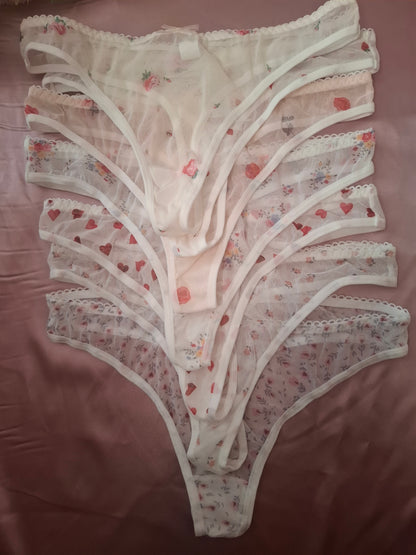 Pack de 7 Braguitas de Encaje con Diseño Floral y Corazones